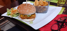 Hamburger du Restaurant français Restaurant le Chalet du boucher à Pressac - n°10