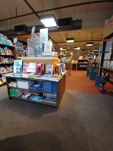 Book Store «Boswell Book Company», reviews and photos, 2559 N Downer Ave, Milwaukee, WI 53211, USA