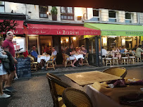 Atmosphère du Restaurant français La Bisquine à Honfleur - n°12