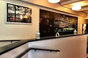 Manhattan Juice Bar & Cafe image