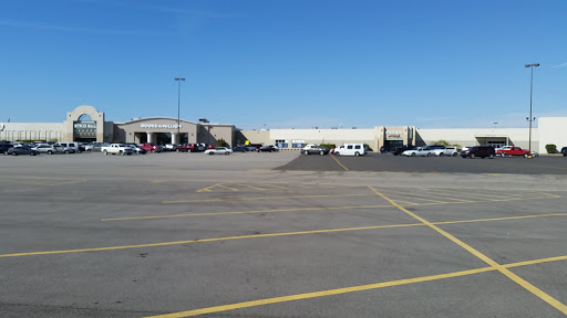 Shopping Mall «Muncie Mall», reviews and photos, 3501 N Granville Ave, Muncie, IN 47303, USA