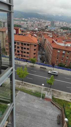 Etxezuri lift en Bilbao