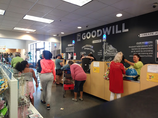 Thrift Store «Federal Way Goodwill», reviews and photos