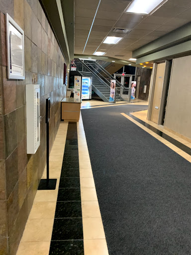 Gym «Life Time Fitness», reviews and photos, 40000 High Pointe Blvd, Novi, MI 48375, USA