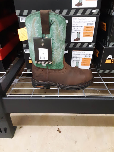 Grocery Store «Save-A-Lot», reviews and photos, 1225 S Roane St, Harriman, TN 37748, USA