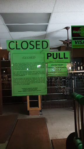 Liquor Store «Favorite Liquor & Wine», reviews and photos, 801 W 6th St, Austin, TX 78703, USA