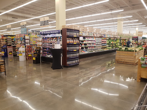 Grocery Store «Jewel-Osco», reviews and photos, 16 S Waukegan Rd, Deerfield, IL 60015, USA
