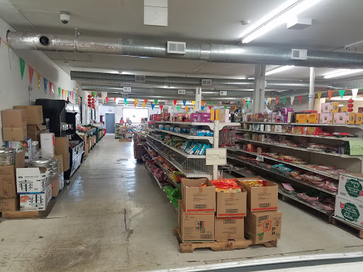 Supermarket «Fat Lee Supermarket», reviews and photos, 2701 S Wells St, Chicago, IL 60616, USA