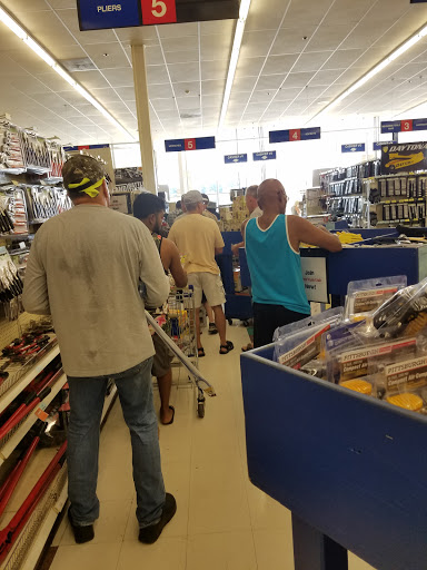 Hardware Store «Harbor Freight Tools», reviews and photos, 6272 Pearl Rd, Parma Heights, OH 44130, USA