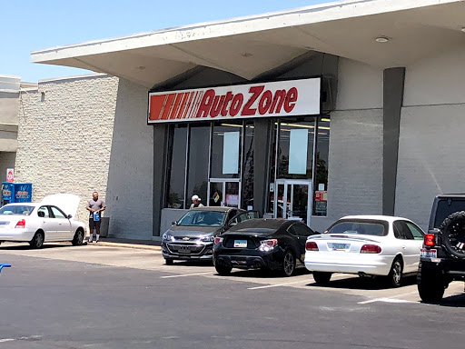 AutoZone, 1025 N Arizona Ave, Chandler, AZ 85225, USA, 