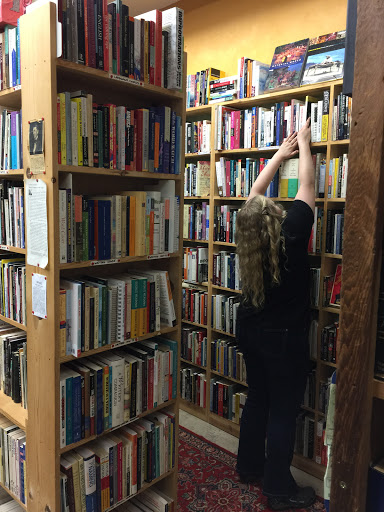 Used Book Store «Book Juggler», reviews and photos, 182 S Main St, Willits, CA 95490, USA