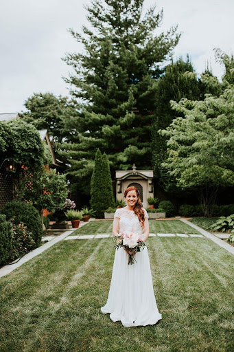 Florist «Amelia Florist Wine & Gift Shop», reviews and photos, 1406 Ohio Pike, Amelia, OH 45102, USA