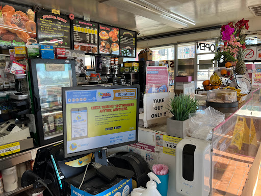 Donut Shop «Yummy Donuts», reviews and photos, 7555 Balboa Blvd, Van Nuys, CA 91406, USA