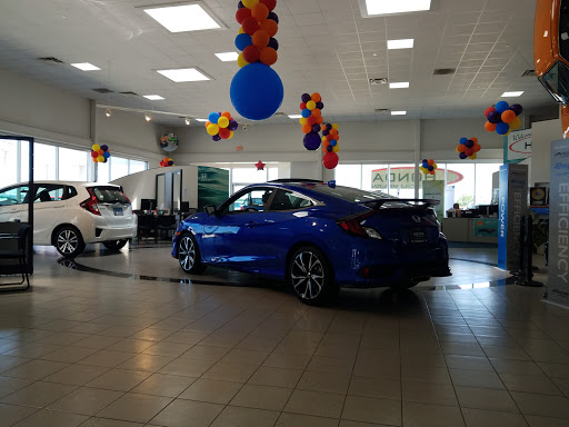 Honda Dealer «Honda BMW of Champaign», reviews and photos, 100 Burwash Ave, Savoy, IL 61874, USA