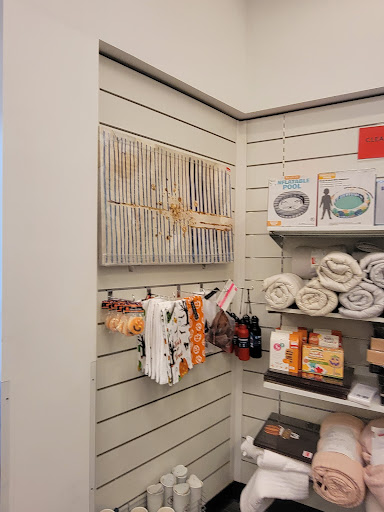 Department Store «Nordstrom Rack The Shops at Midtown Miami», reviews and photos, 3201 N Miami Ave, Miami, FL 33127, USA