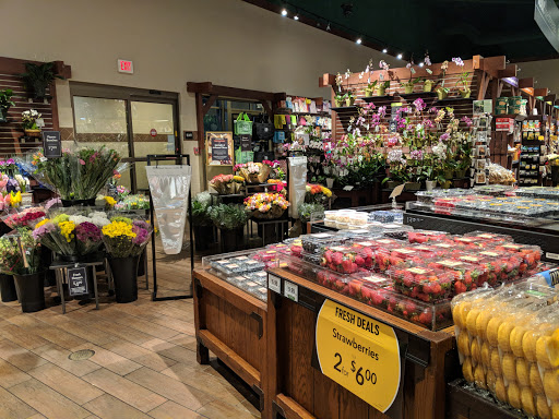 Grocery Store «The Fresh Market», reviews and photos, 3712 Lawndale Dr, Greensboro, NC 27455, USA