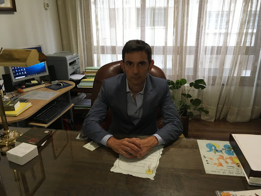 Información y opiniones sobre Fernando Area Torres Abogado de Pontevedra