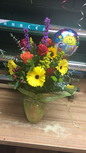Florist «Irish Rose and GIfts», reviews and photos, 33608 W Seven Mile Rd, Livonia, MI 48152, USA