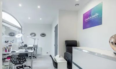 Cookie Nails Academy à Loyettes
