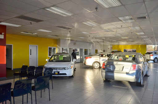 Used Car Dealer «Pre-Owned Factory Auto Sales», reviews and photos, 854 Taunton Ave, East Providence, RI 02914, USA