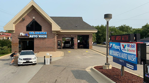 Flexx Oil Change & Auto Wash en Brighton