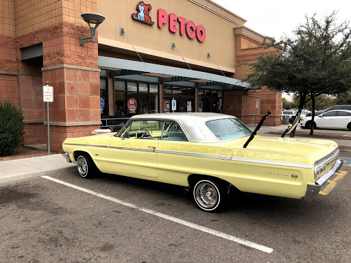 Pet Supply Store «Petco Animal Supplies», reviews and photos, 10190 W McDowell Rd, Avondale, AZ 85323, USA