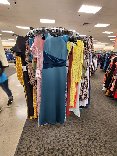 Department Store «Nordstrom Rack Stephanie Street Center», reviews and photos, 579 N Stephanie St, Henderson, NV 89014, USA