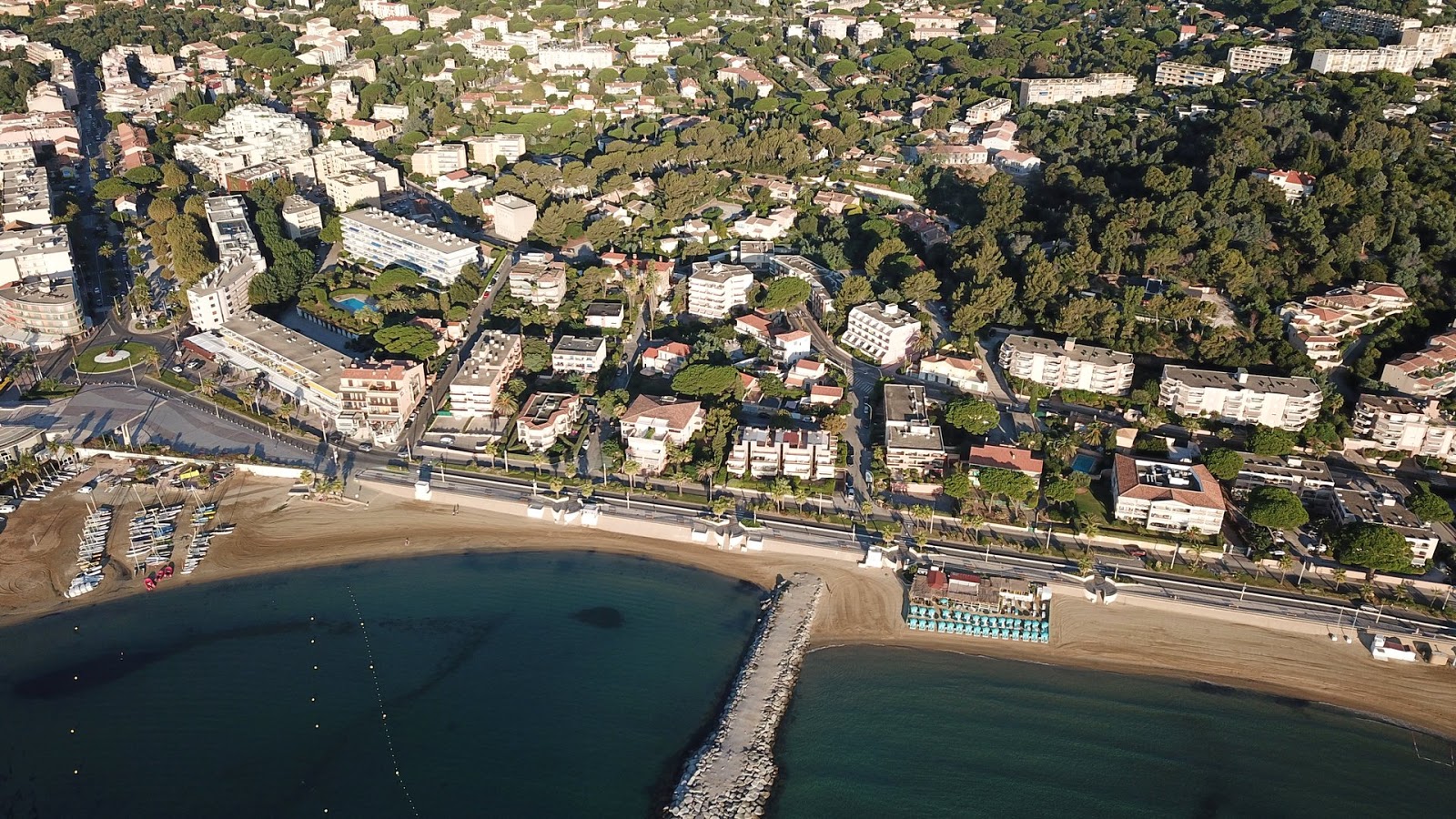 Plage du Centre-ville photo #9