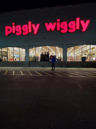 Grocery Store «Piggly Wiggly», reviews and photos, 122 US-17 BUS, Surfside Beach, SC 29575, USA
