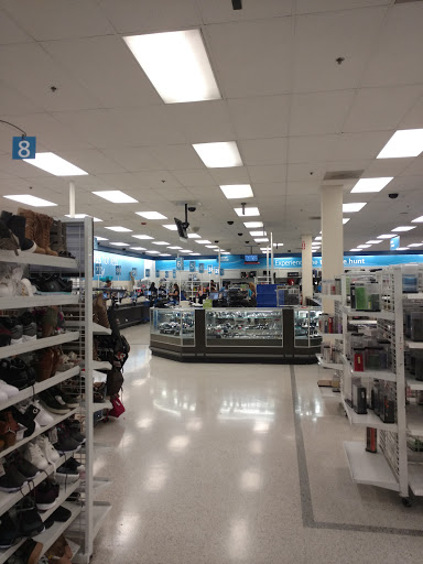 Clothing Store «Ross Dress for Less», reviews and photos, 241 N Glendale Ave, Glendale, CA 91206, USA