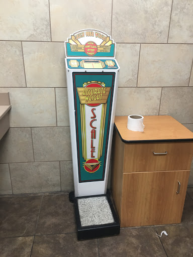 Truck Stop «Queen City Truck Stop», reviews and photos