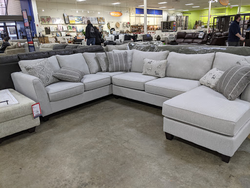 Furniture Store «Weekends Only Furniture & Mattress», reviews and photos, 411 Mid Rivers Mall Dr, St Peters, MO 63376, USA