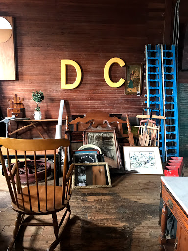 Antique Furniture Store «Hip and Humble», reviews and photos, 401 E Main St, Berryville, VA 22611, USA