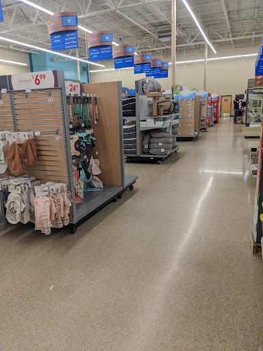 Pet Supply Store «PetSmart», reviews and photos, 1700 Fruitville Pike, Lancaster, PA 17601, USA