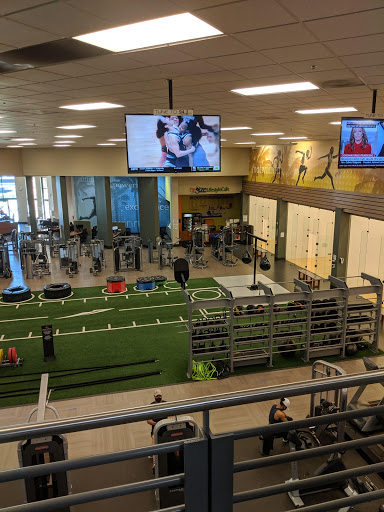 Gym «LA Fitness», reviews and photos, 16289 Sierra Lakes Pkwy, Fontana, CA 92336, USA