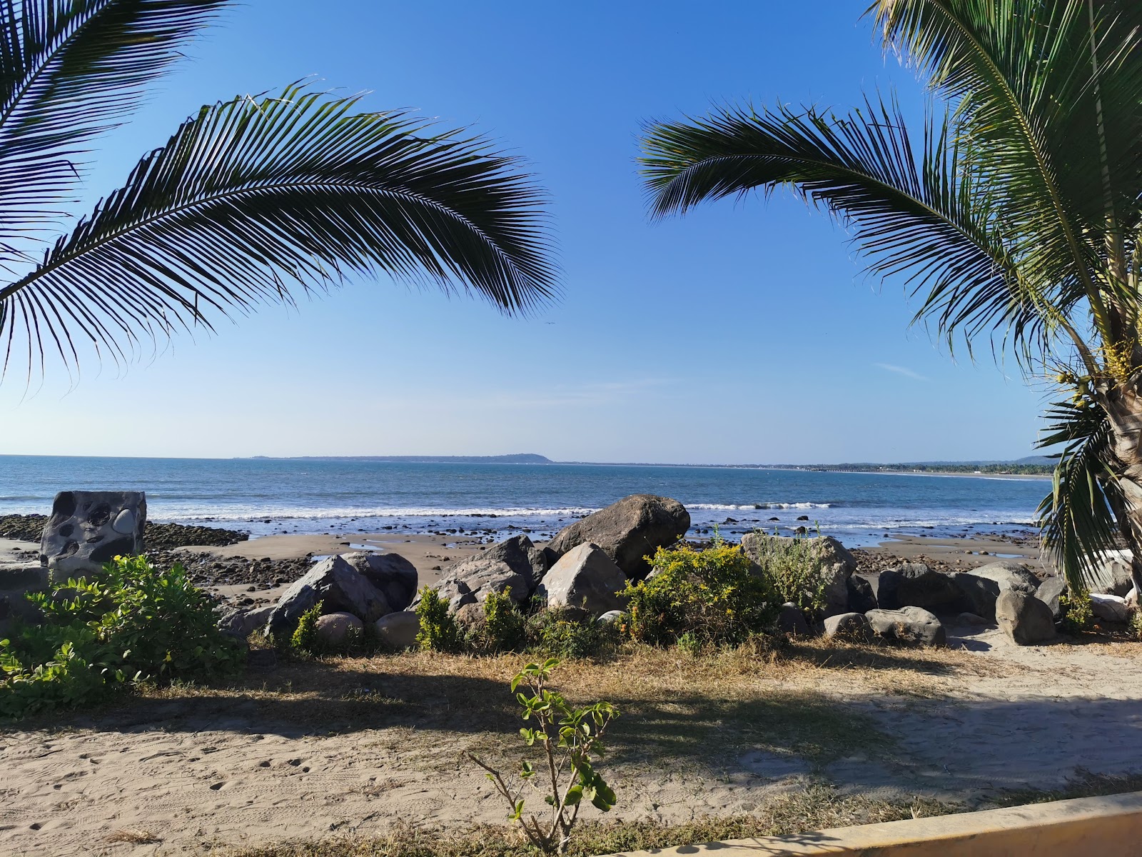 Fotografija Playa Aticama z turkizna voda površino