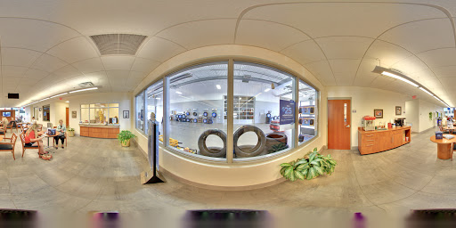 Ford Dealer «Tri-County Ford», reviews and photos, 4032 Commerce Pkwy, Buckner, KY 40010, USA