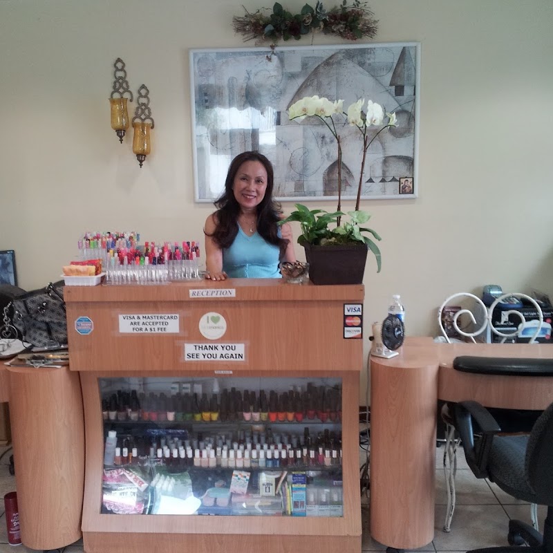 Santa Monica Beach Nail Spa