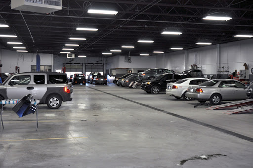 Auto Body Shop «Jay Wolfe Body Shop», reviews and photos, 9425 Holmes Rd, Kansas City, MO 64131, USA