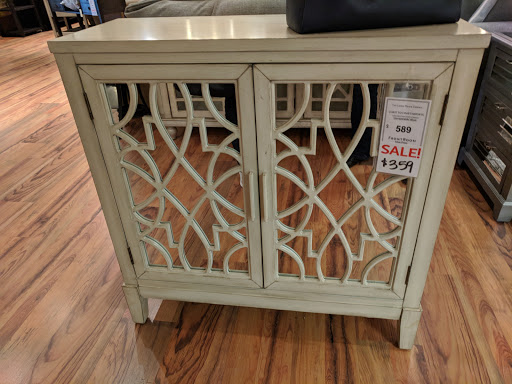 Furniture Store «FrontRoom Furnishings», reviews and photos, 11750 Commons Dr, Cincinnati, OH 45246, USA
