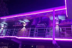 MotelX Orlando image