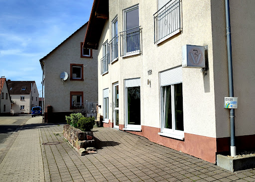 Dr.med.vet. Andreas Dörr und Marie-Jose Dörr praktische Tierärzte (NUR mit Termin) unter Pirmasens, 