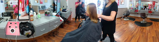 Hair Salon «Cost Cutters», reviews and photos, Cost Cutters, 392 Cox Creek Pkwy, Florence, AL 35630, USA