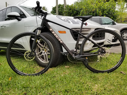 Bicycle Store «Trek Bicycle Store», reviews and photos, 1621 E Sunrise Blvd, Fort Lauderdale, FL 33304, USA