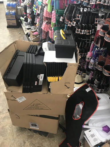 Dollar Store «Dollar Tree», reviews and photos, 847 Queen St, Southington, CT 06489, USA