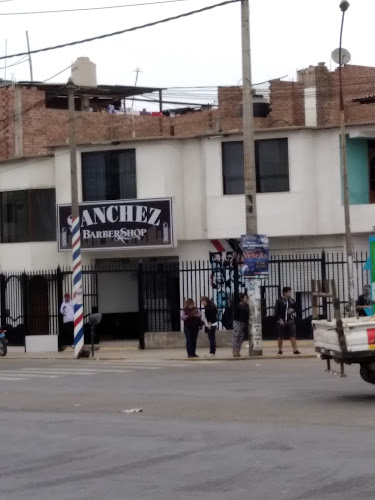 Opiniones de Sanchez Barber Shop en Trujillo - Barbería