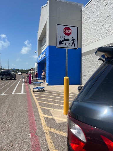 Department Store «Walmart Supercenter», reviews and photos, 2401 Highway 35 N, Rockport, TX 78382, USA