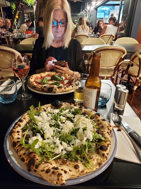 Pizza du Monde à Saint-Florent (Corse 20)