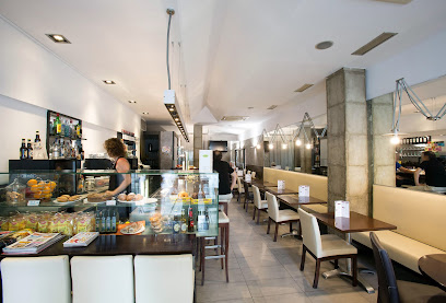 Restaurant 10B ( Breakfast and lunch) - C/ Emili Grahit, 10, B, 17003 Girona, Spain