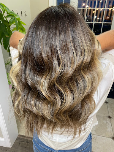 Wedding Venue «Hairaholic Salon», reviews and photos, 247 N Main St, Mansfield, MA 02048, USA